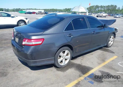 2010 Toyota Camry Se z USA, uszkodzony, nr VIN 4T1BF3EK2AU007959